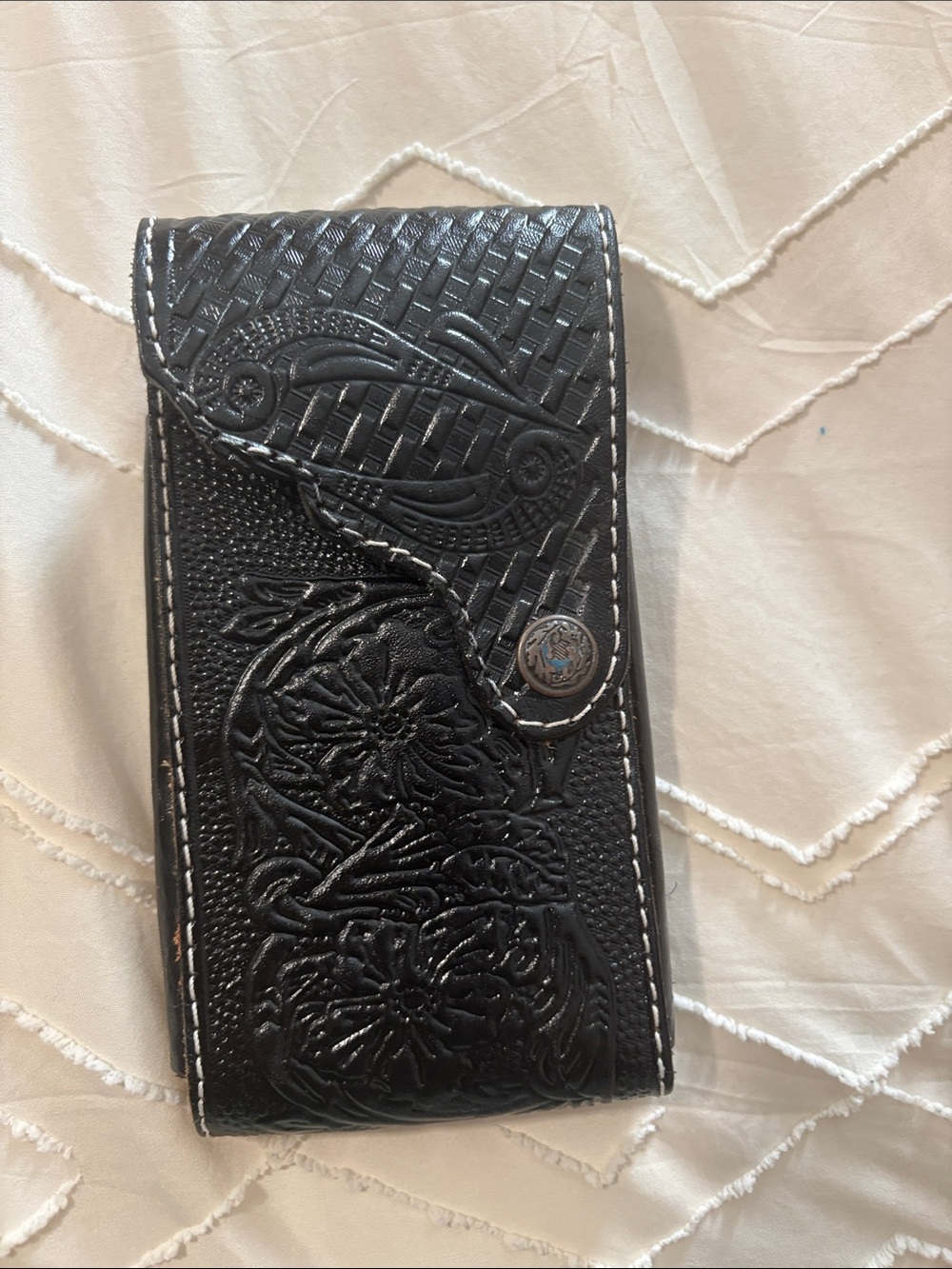 Men's Black Tooled Leather Wallet Phone Case - Classic Bifold Style